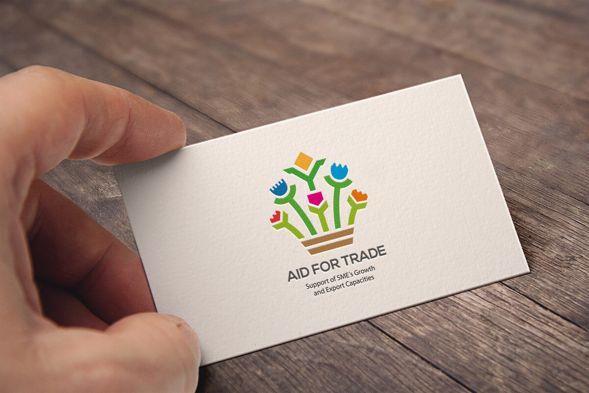 Embossed_Business_Card_MockUp.jpg